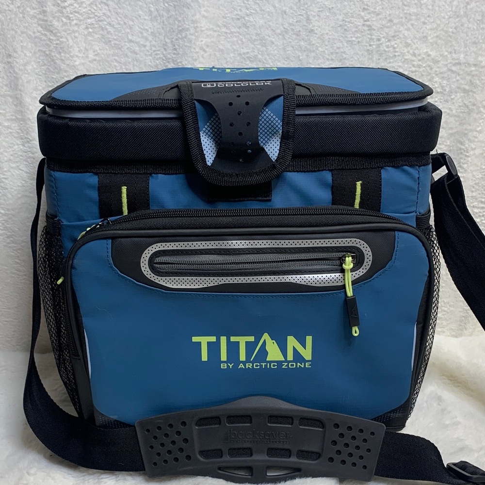 Titan by Arctic Zone Blue Men’s Toiletry & Travel Organizer